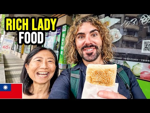 Eating rich at Taiwan&#039;s WEALTHY ladies market! 🇹🇼