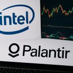 Intel și Palantir pregătiți pentru câștiguri explozive în 2025: analiștii Seeking Alpha urmăresc mișcări mari în sectorul tehnologic